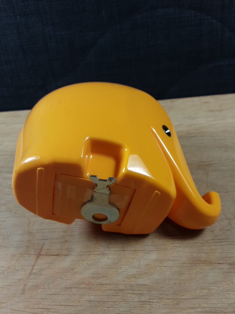 Colani Design Elefant Spardose Commerzbank Bank Höheca.9.7cm