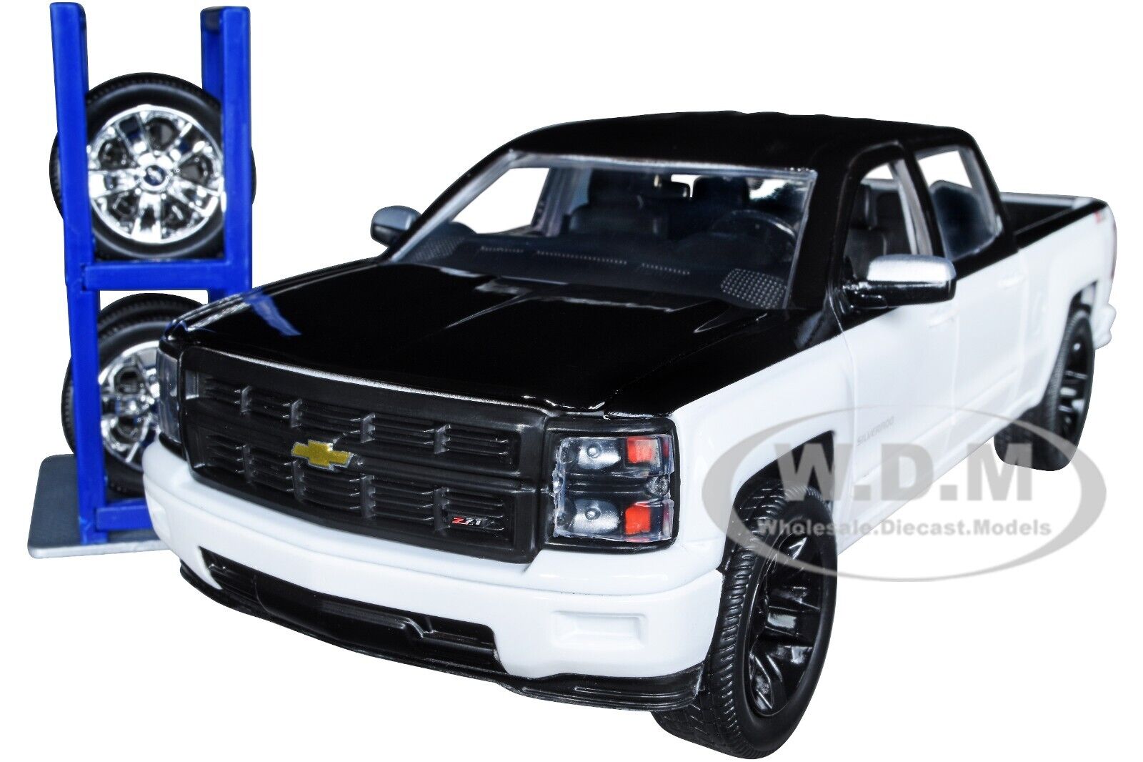 2014 CHEVROLET SILVERADO Z71 PICKUP BLACK & WHITE & EXTRA WHEELS 1/24 JADA 33850