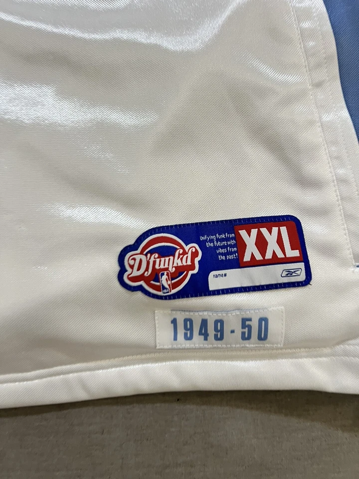 Chaqueta de calentamiento Reebok Dfunkd Hardwood Classics de Minneapolis Lakers 1949-50 XXL. Foto 2 de 4