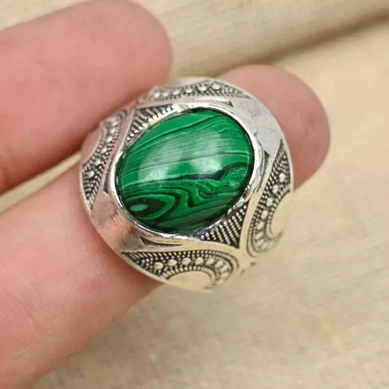 Beautiful 925 Silver Malachite Gemstone Handmade Men's Dainty Ring All Size  D99 - Image 2 of 4