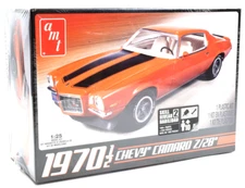 AMT 1970 1/2 Chevy Chevrolet Camaro Z28 1:25 Scale Plastic Model Car Kit 635