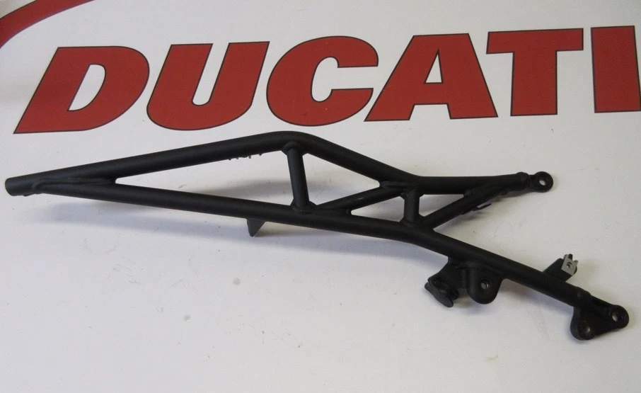 Sous-châssis cadre arrière droit Ducati Multistrada 1200 47110201AA - Photo 1/1