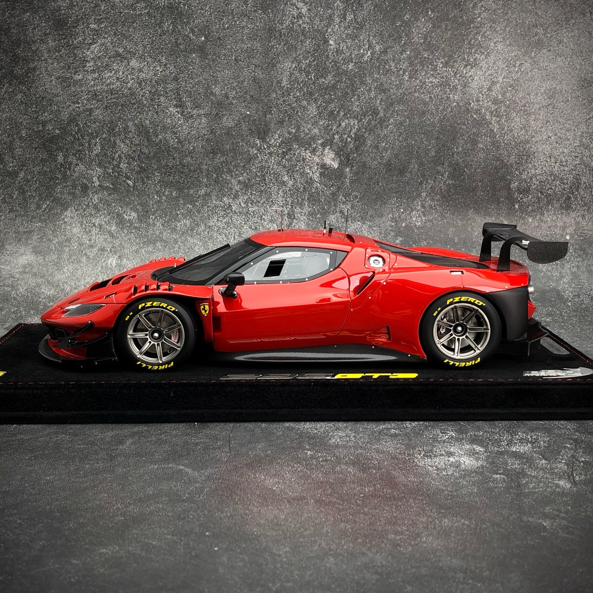 BBR 1:18 Scale Ferrari 296 GT3 Resin Diecast Car Model BBR 1:18 Scale Ferrari 296 GT3 Resin Diecast Car Model