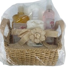 Bath & Body Works Pleasure Peony retired 3-Pi...