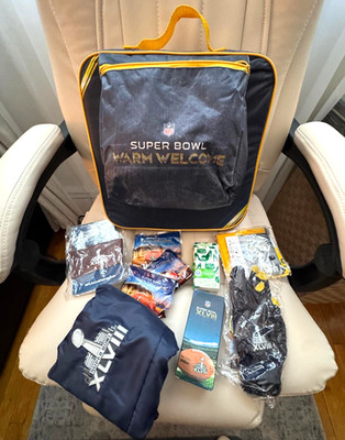 Super Bowl XLVIII Broncos/Seahawks Welcome Pack w/ Seat Cushion -Never used !