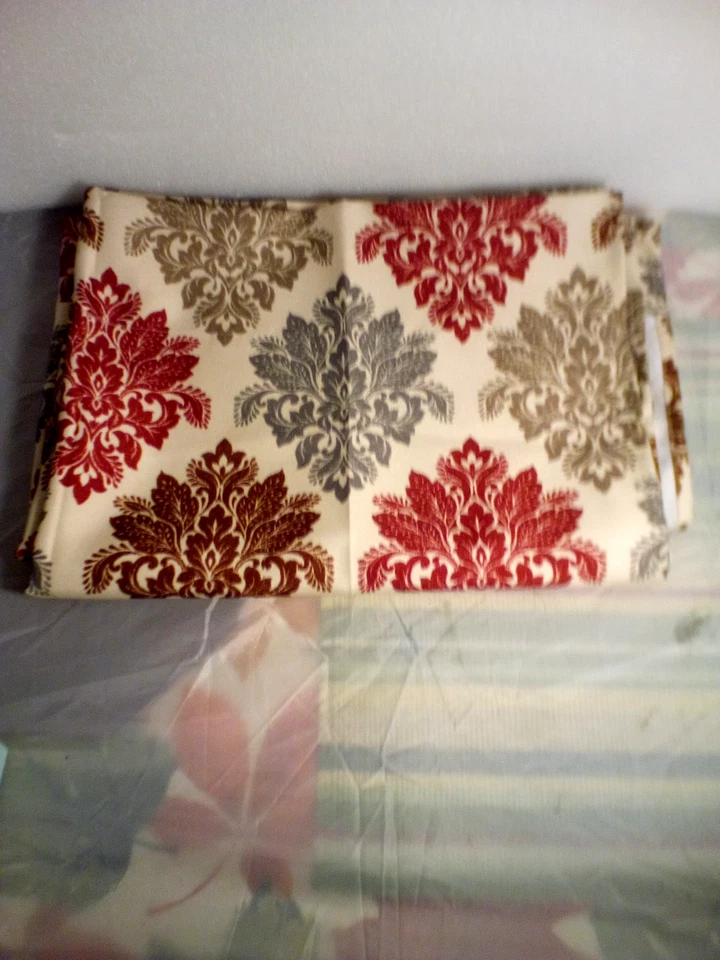 MAINSTAYS Mini Damask Pattern Single Curtain Panel 28'' x 84'' Burgundy Multi - Image 2 of 3