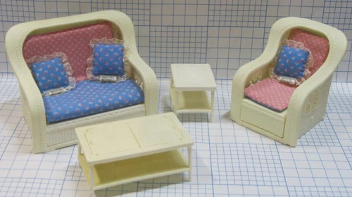 Barbie VINTAGE 1983 Mattel Dream Cottage White Faux Wicker Patio/Living Room Set