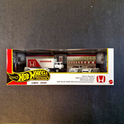 Hot Wheels 2025 Premium Collector Diorama Honda Set Civic Type-R, NSX-R, S2000