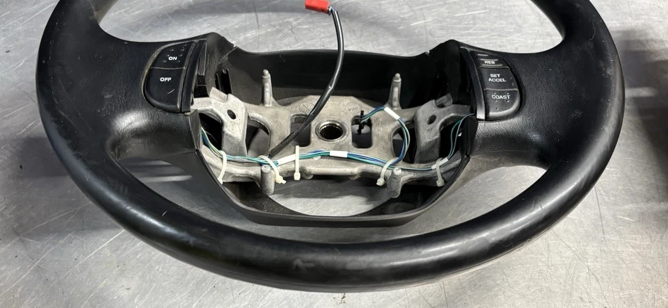 97-04 Ford F Series Pickup Econoline Van Steering Wheel W/Cruise Control Buttons Foto 3 de 4