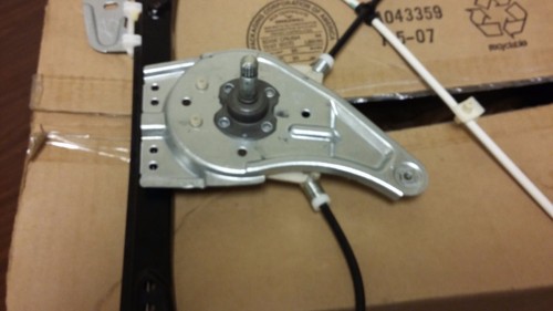 ACDelco Regulator RH Window Front Right GM 22697442. - Picture 3 of 4