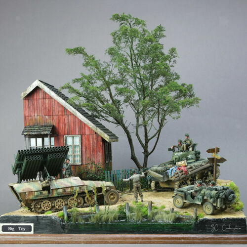 Le bâtiment militaire en miniature jouet années 1960 par Depreux Le bâtiment militaire en miniature jouet années 1960 par Depreux