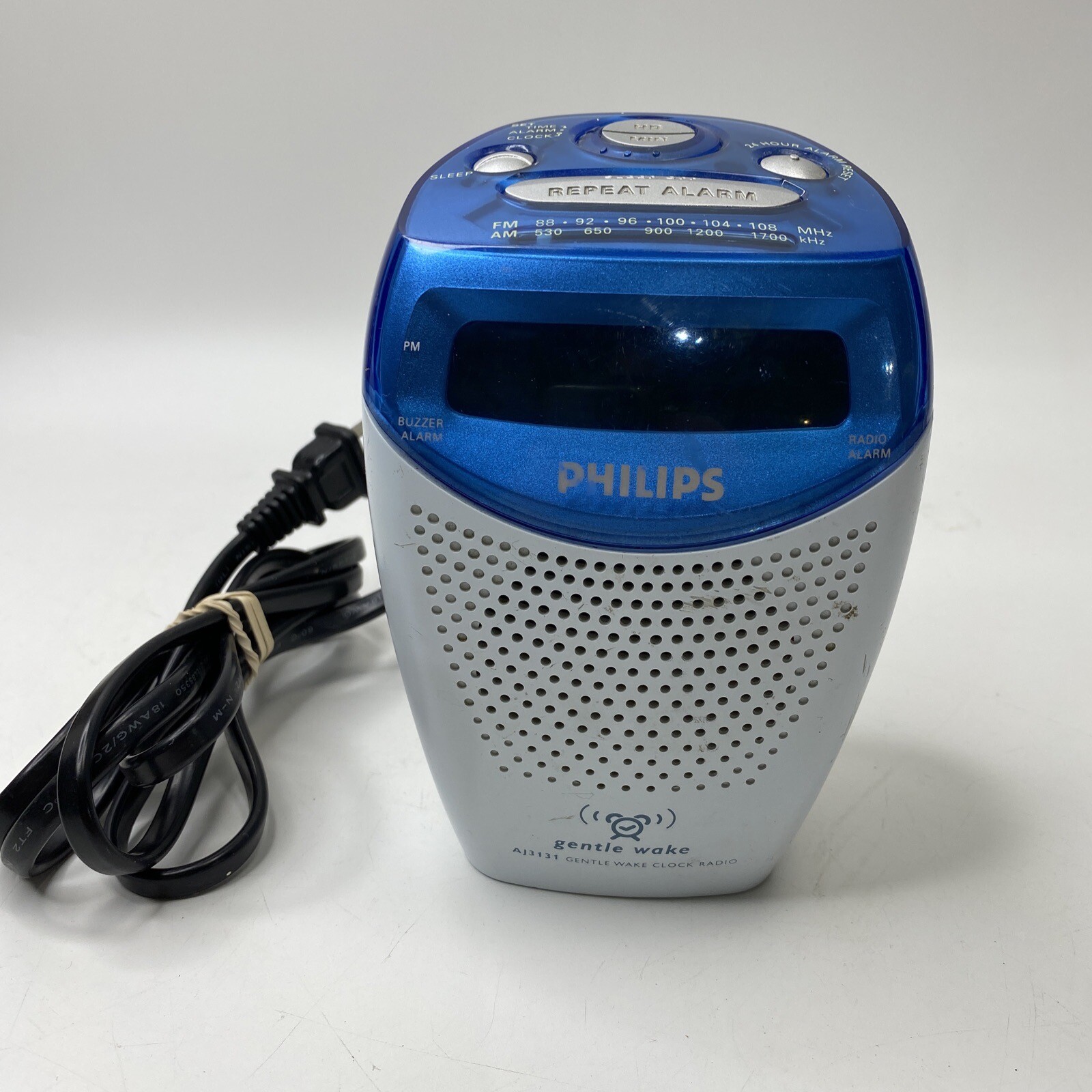 Philips AJ3131 AM/FM Dual Alarm "Gentle Wake" Alarm Clock Radio Tested