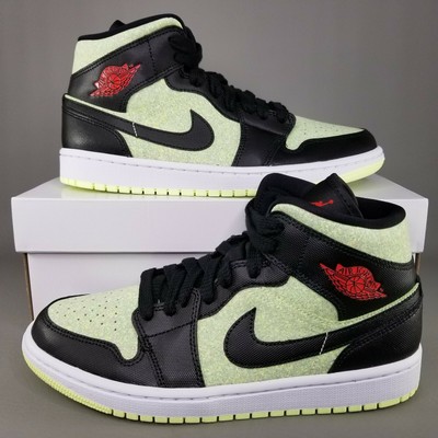 air jordan 1 mid barely volt