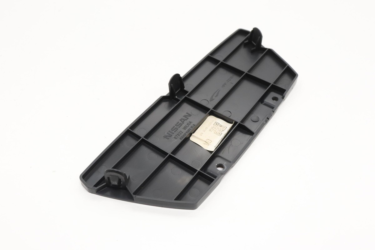 DASH CENTER UPPER HOLE COVER TRIM PANEL OEM 678329BU0A DASH CENTER UPPER HOLE COVER TRIM PANEL OEM 678329BU0A