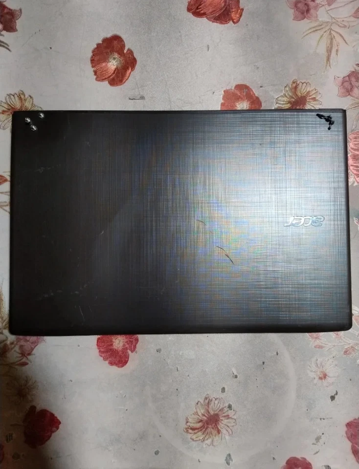 PC portatile Acer - Immagine 2 di 3