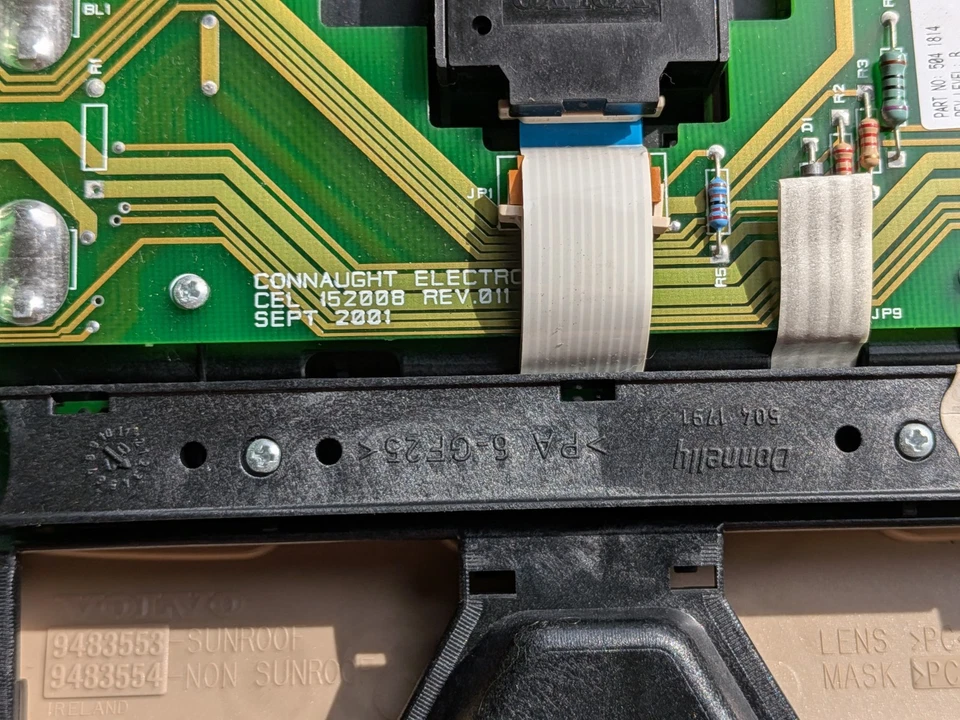 2001 2002 2003 Volvo V70 OEM Front Roof Overhead Dome Light Lamp 5041791 - Image 4 of 4