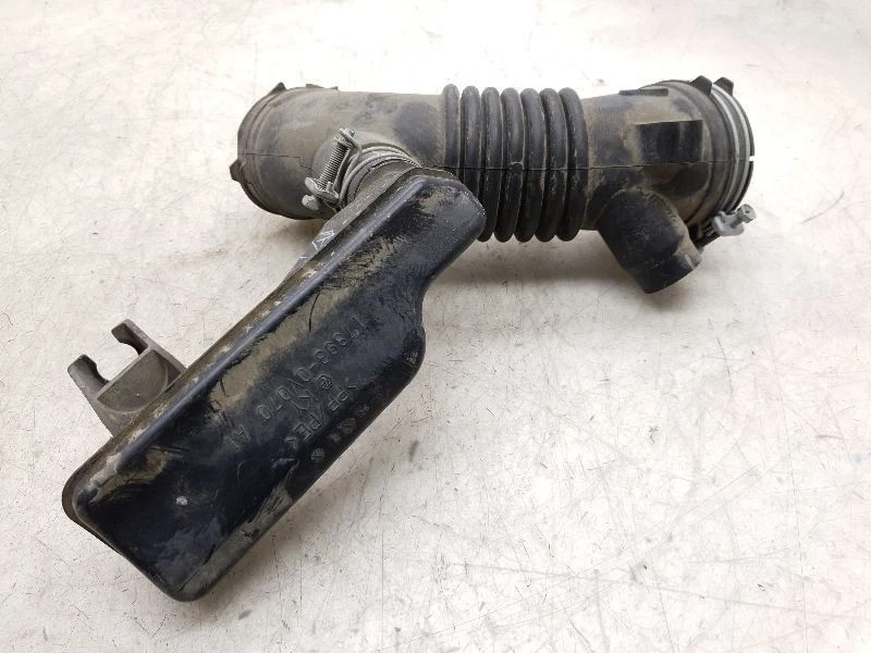 Toyota Camry 2016 2,5 L 4 cilindros filtro de aire tubo resonador montaje Foto 3 de 4