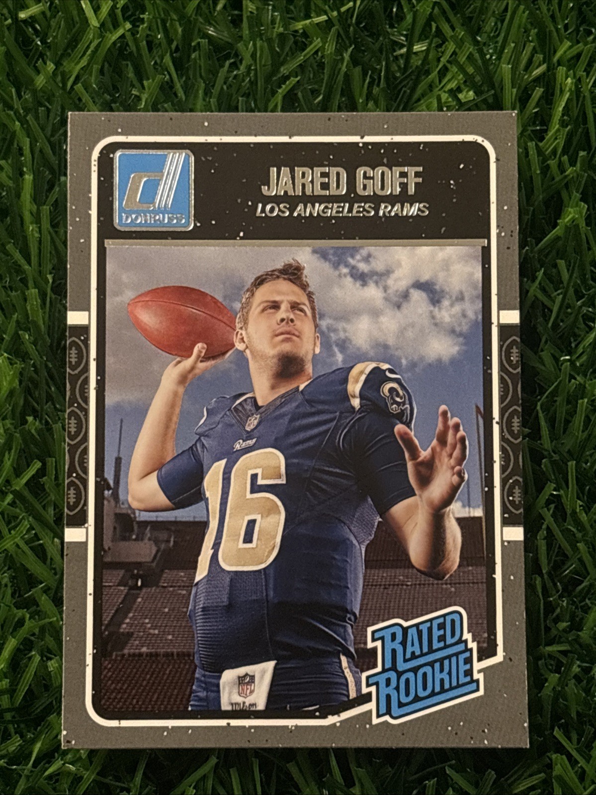 2016 Donruss - Rated Rookies Jared Goff #372 (RC) Los Angeles Rams