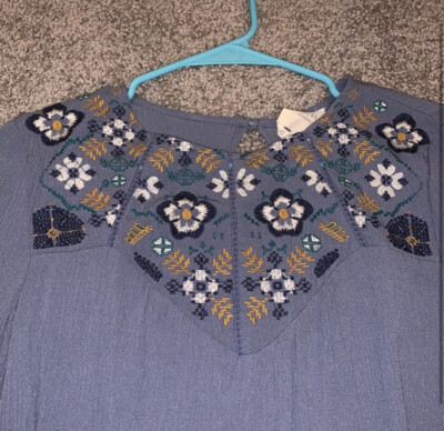 harper light blue embroidered top Size XS | eBay