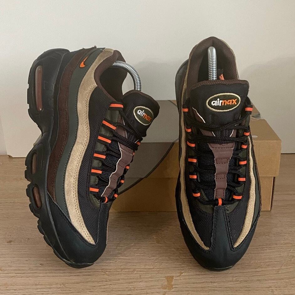 Nike Sneaker Army Air Max 95 Nike Air Max 95 Dark Army Orange