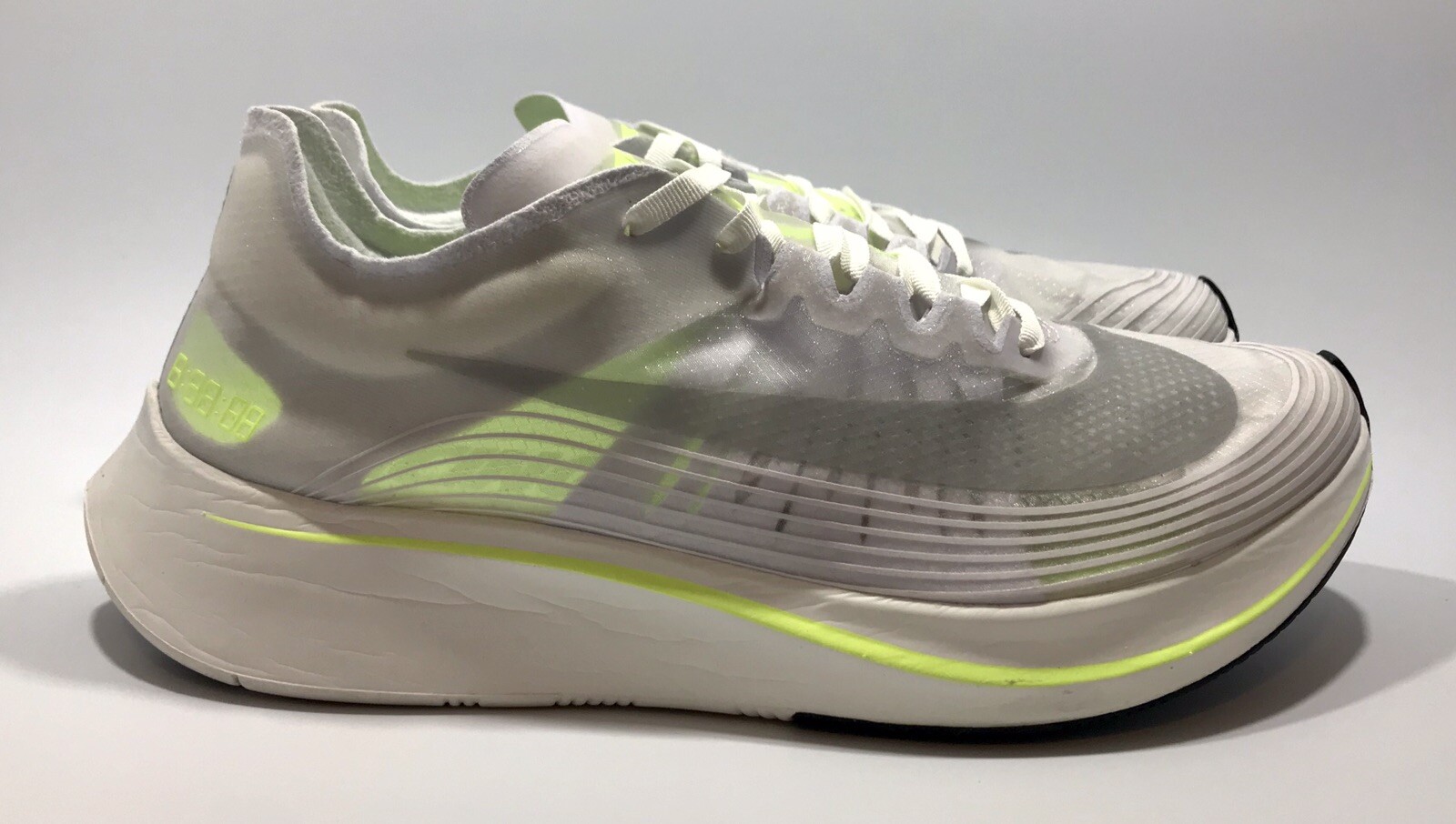 nike zoom fly sp volt glow