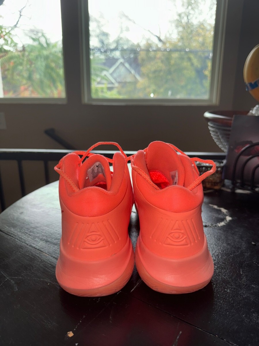 Kyrie Flytrap Size 13 Bright Mango. Used shoes with no scuffing or