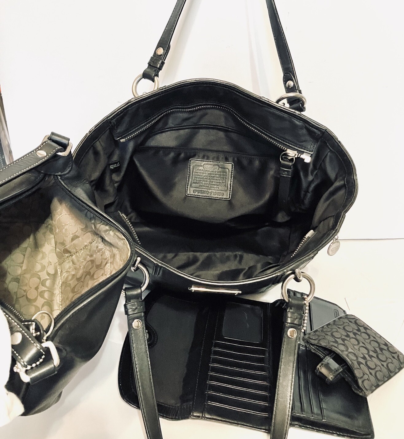 COACH Gallery BUNDLE - image 16