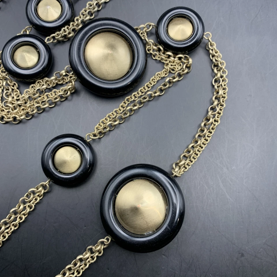 Ожерелье Coldwater Creek Station матовое золотистое черное пластиковое круглый круг - Изображение 2 из 4