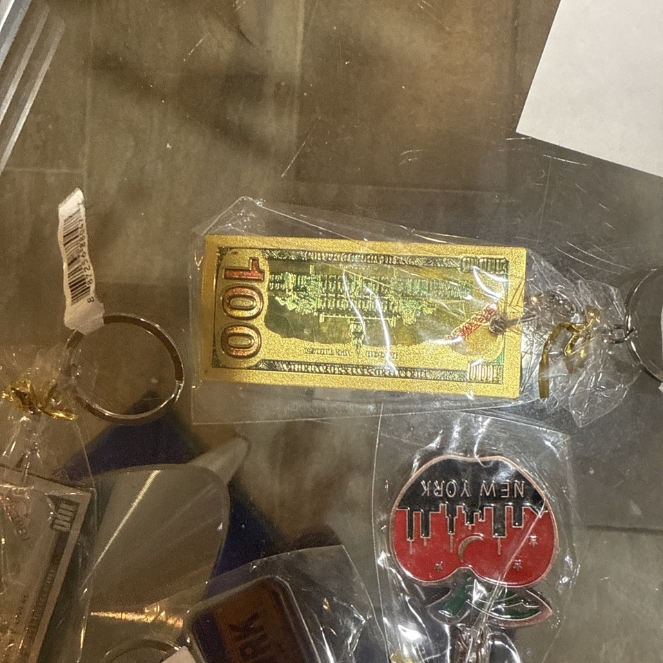 New York Keychain Lot 100 Pc and jewelry 45 dozen | eBay