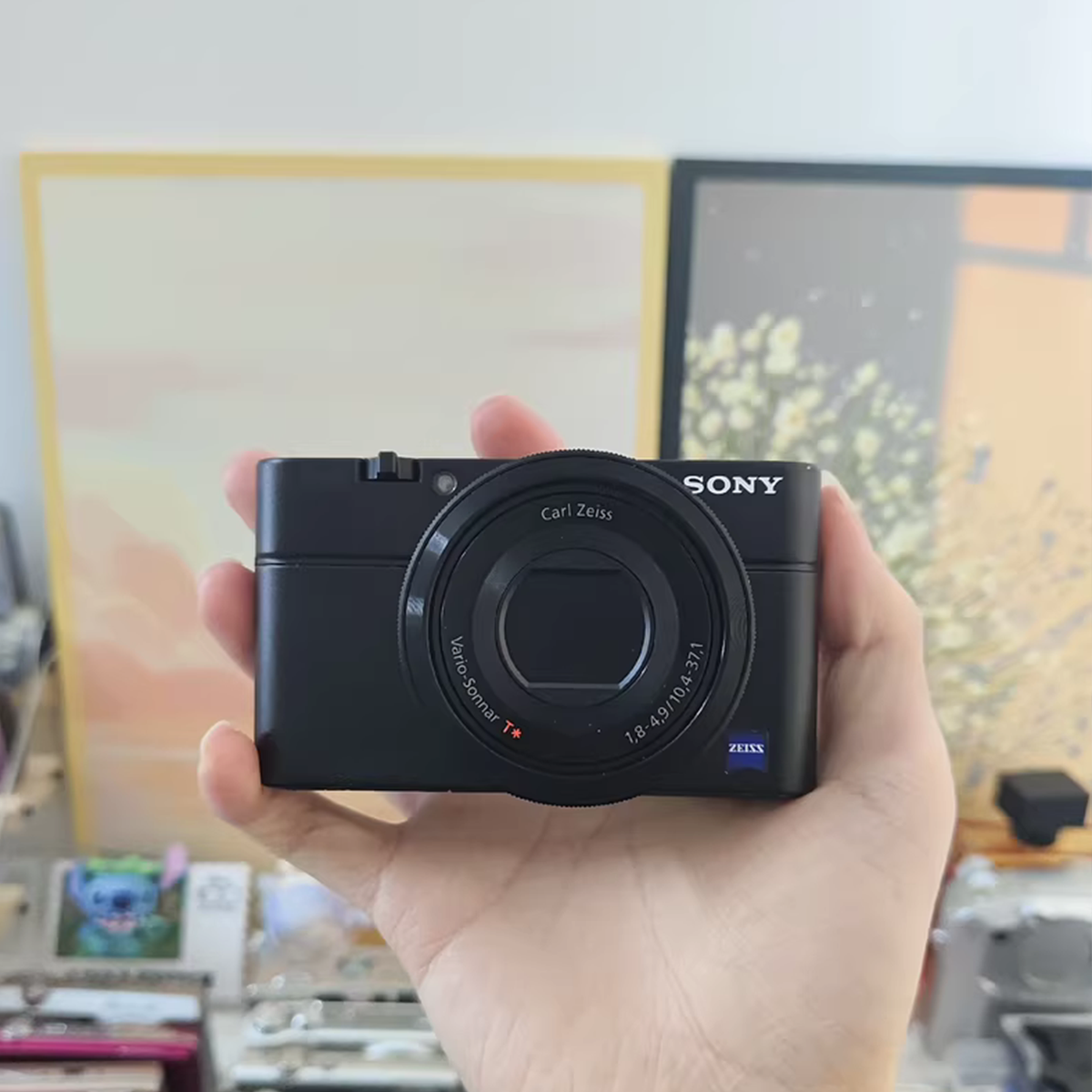 SONY Cyber−Shot RX DSC-RX100 Sony Cyber-shot DSC-RX100 MK1 20.2MP 35 Language Compact Digital