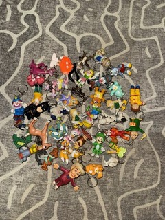 Huge Lot 50 Vintage Character Keychains Disney Nintendo Cartoon Hanna Barbera