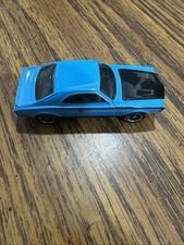 1970 AMC JAVELIN Diorama Collectible DieCast Model Car 1:64 Blue LOOSE