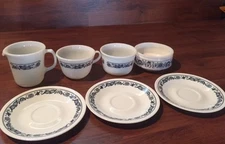 Lot Of 7 Pieces of Vintage Mid Century Pyrex Blue Onion Pattern Glass Wear Retro