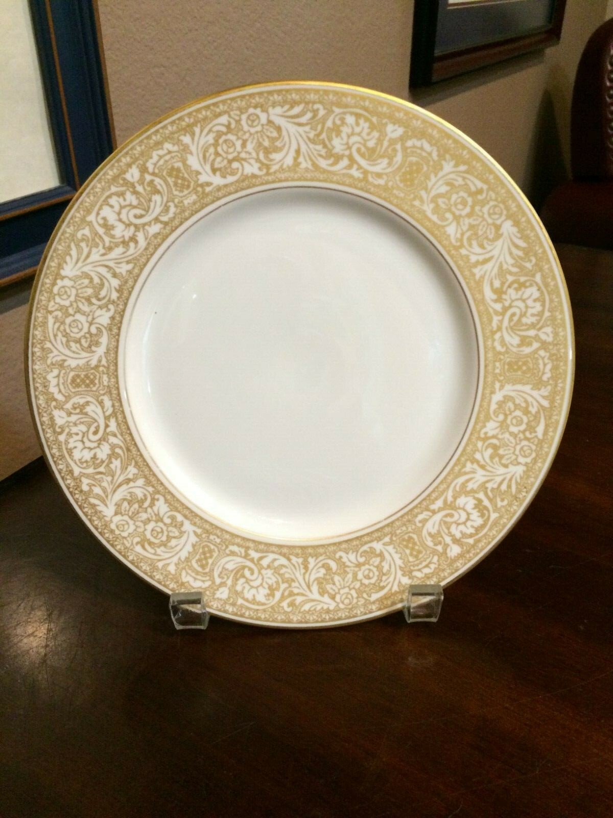 Picture 1 of 3