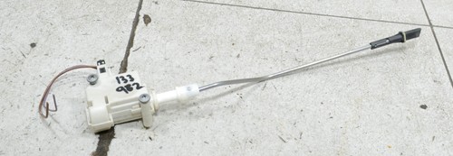 VW Passat 3C Variant Bj 06 Stellmotor ZV Tank Klappe Deckel  #133982-H229