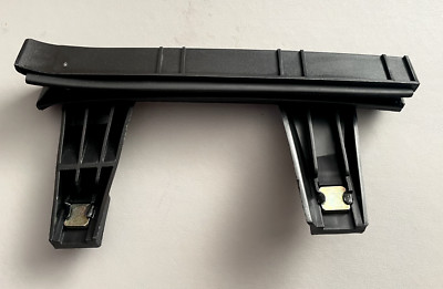 Genuine Fiat Punto 3P 188 from 1999 left glass guide - 46547108   Box 2