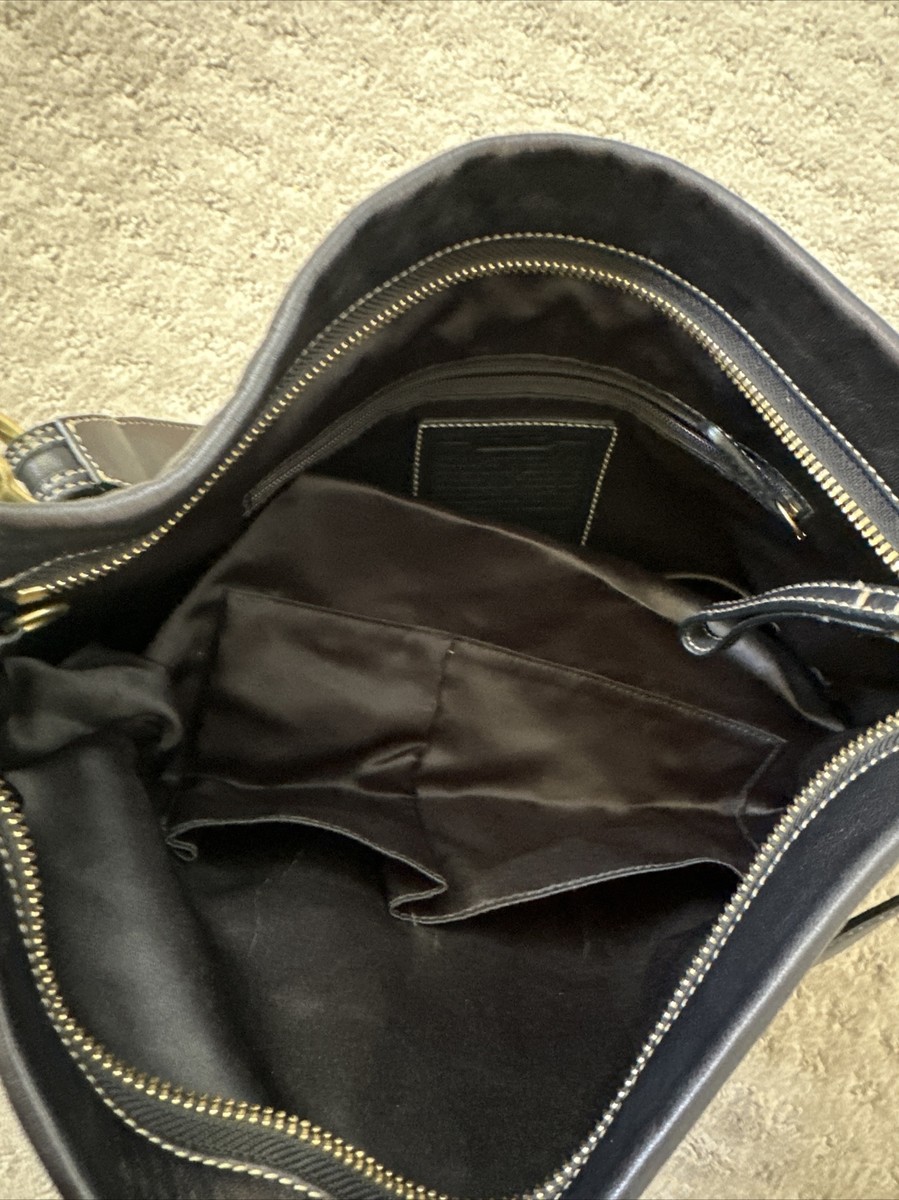 COACH Hobo Bag Y2K Ergo Black Leather Pleated Brass Gold Buckle