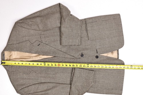 Yves Saint Laurent Silk/Wool Houndstooth Plaid White/Black Blazer (44" Chest) - Picture 12 of 14