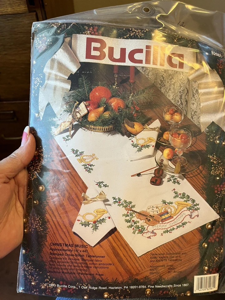 NEW Bucilla Christmas Music Table Runner 82981 Violin Holly Kit Grannycore 14x44 - Image 4 of 4