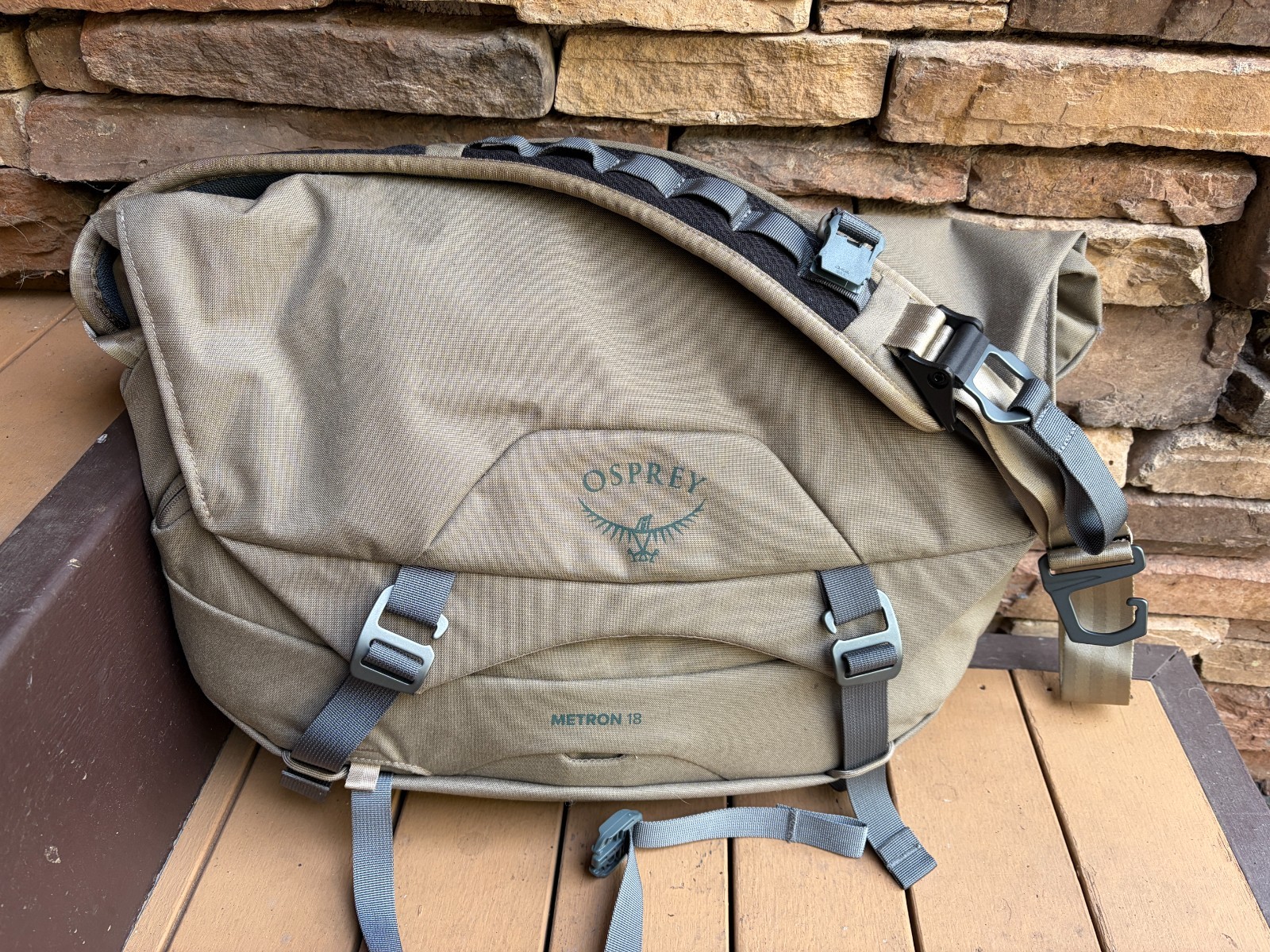 Osprey Metron 18 Sling Bag **Excellent**
