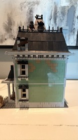 LEGO Monster Fighters Haunted House w/mini figs! AS-IS 10228 Read details