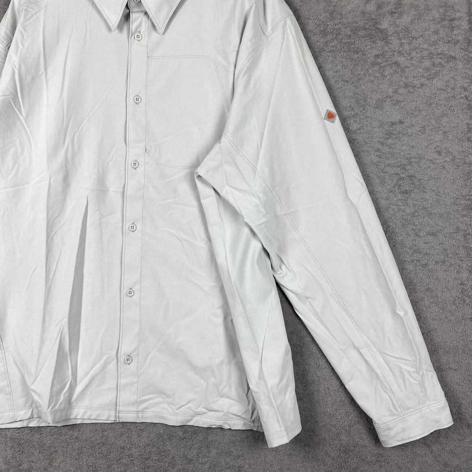 Camisa Nike ACG para Hombres 2XL Gris Claro Manga Larga Con Botones Elastizada Exterior Foto 4 de 4