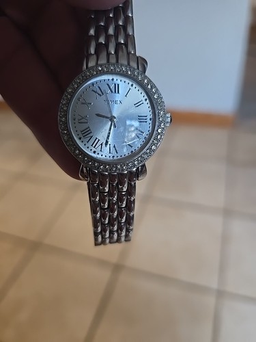Rare Timex Women's Swarovski Crystal Silver tone bracelet Watch ~Needs Battery~ - Picture 4 of 10