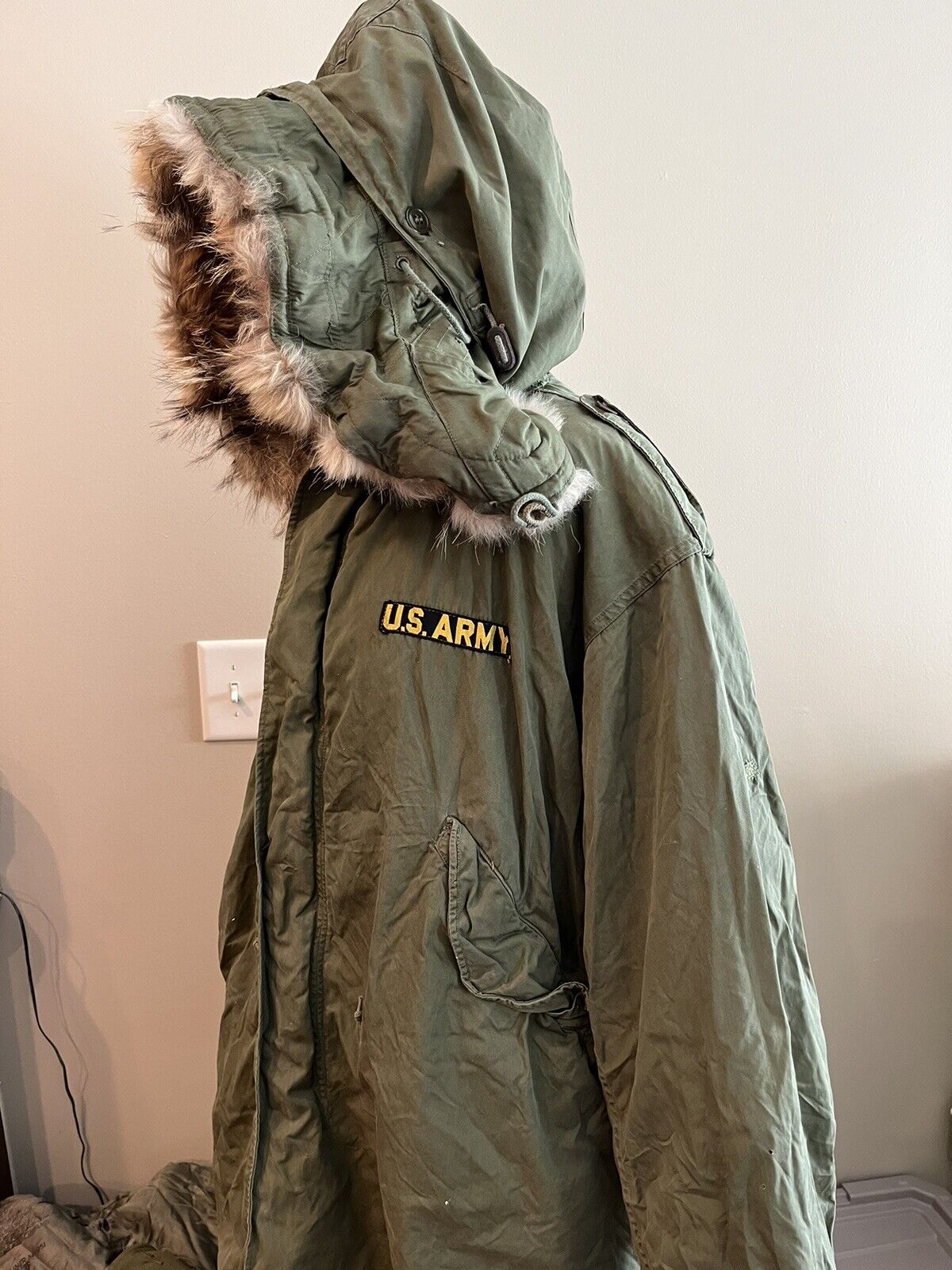 Vintage M-1951 Medium Fishtail Parka Shell W/ Liner With Real Fur Hood