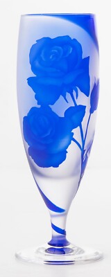 Wineglass, sandblasted, bliss with non-withering rose [lapis lazuli].