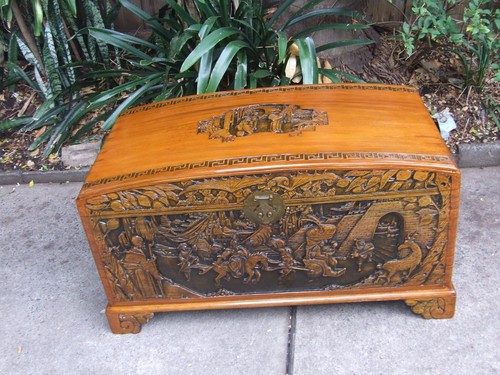 Camphor Wood Hand Carved Trunk -Chest -Antique Blanket Box Furniture - Picture 18 of 19