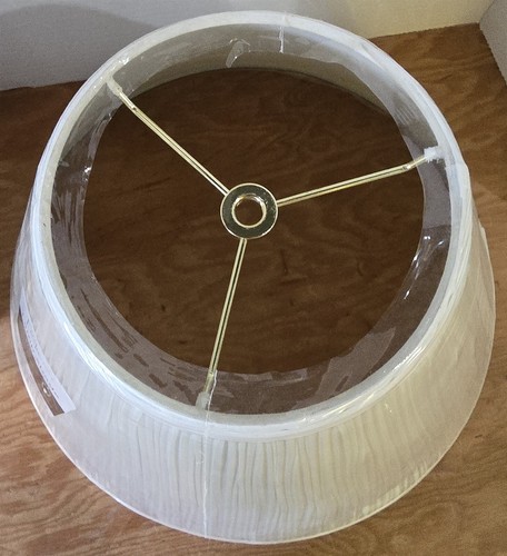 NIP Light Tan Off-White Pleated Fabric Table Accent Lamp Light Shade - Picture 6 of 7