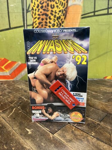 VINTAGE WWF INVASION 1992 VHS TAPE WWE AWA NWA WCW NWO RETRO LEGENDS BIG BOX - Afbeelding 1 van 12