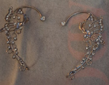 Sparkly pair Rhinestone Butterfly Ear Cuff Earrings-NO Pierce NWOT STUNNING