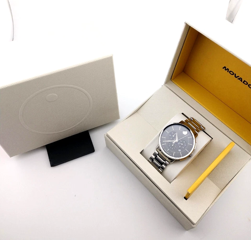 Movado Men's Thin Classic Chronograph Watch Model #39.1.14.1268 - Superb! - Image 4 of 4